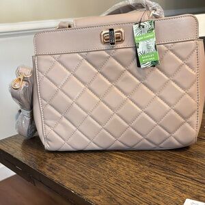 Badgley Mischka Quilted Cream Shoulder Bag